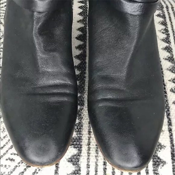 Vintage Chloe Black Leather Buckle Block Heel Ankle Boots - Picture 3 of 12